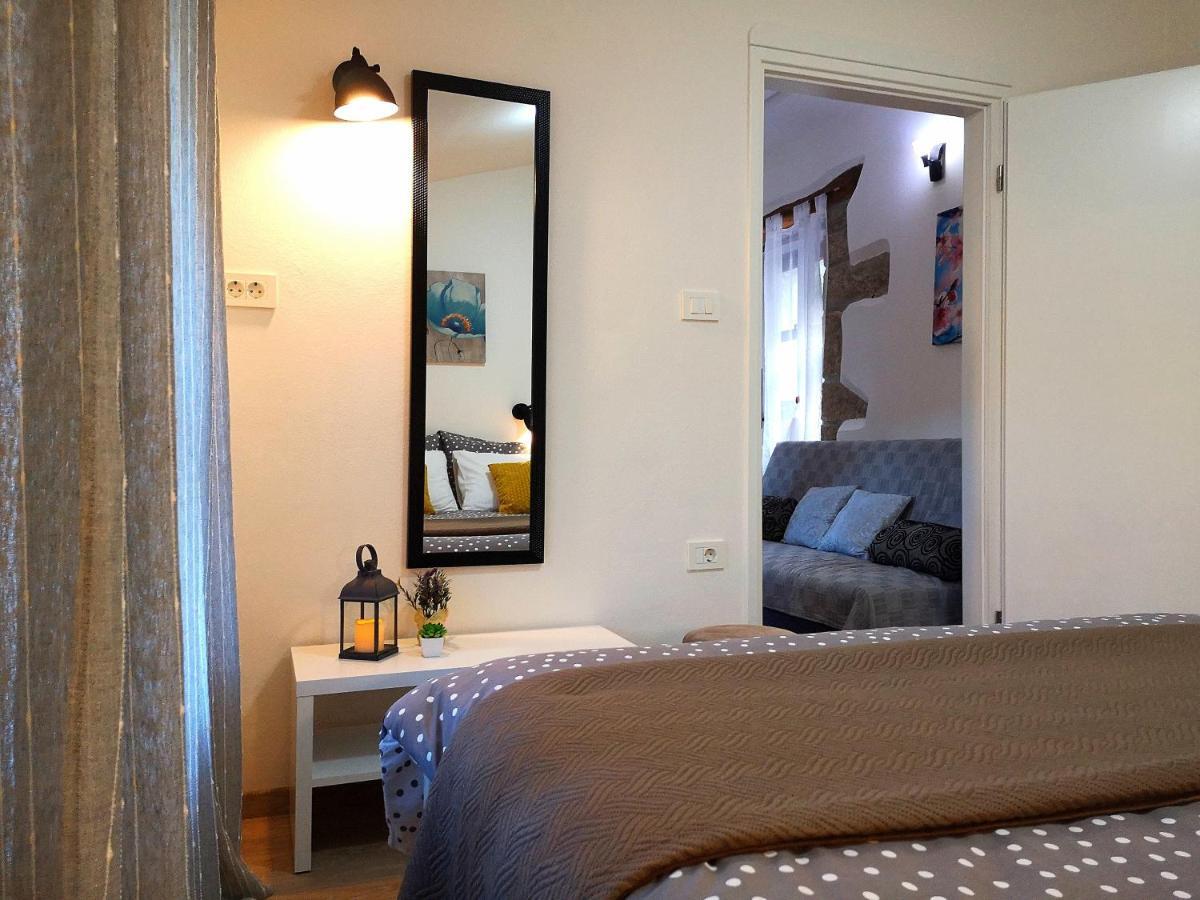Apartment Franko - Hum Екстериор снимка
